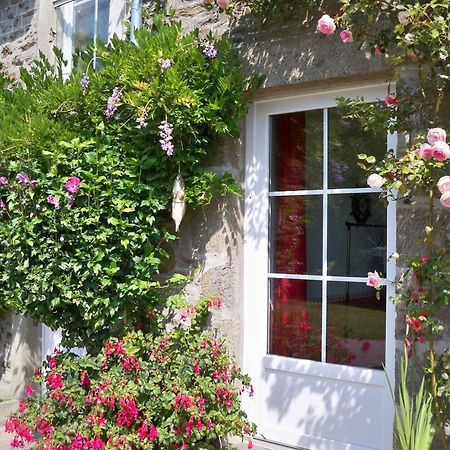 Gite De La Caminais Pleurtuit Exterior photo